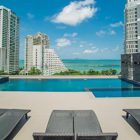 Serenity Pattaya Beach エクステリア 写真