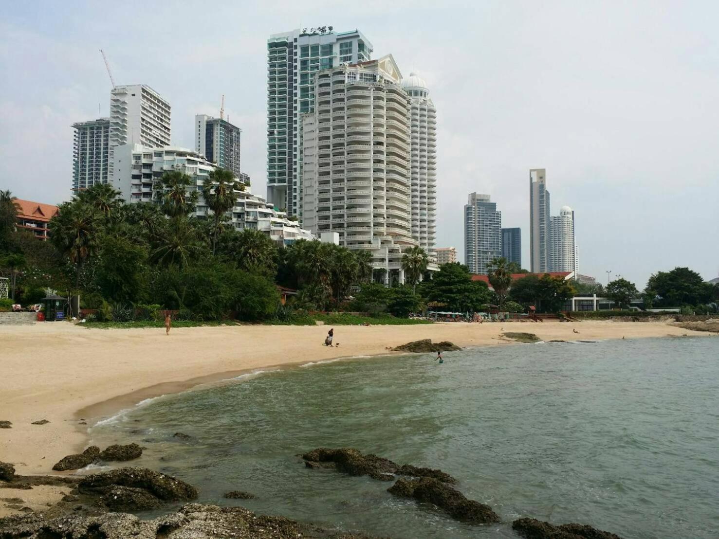 Serenity Pattaya Beach エクステリア 写真