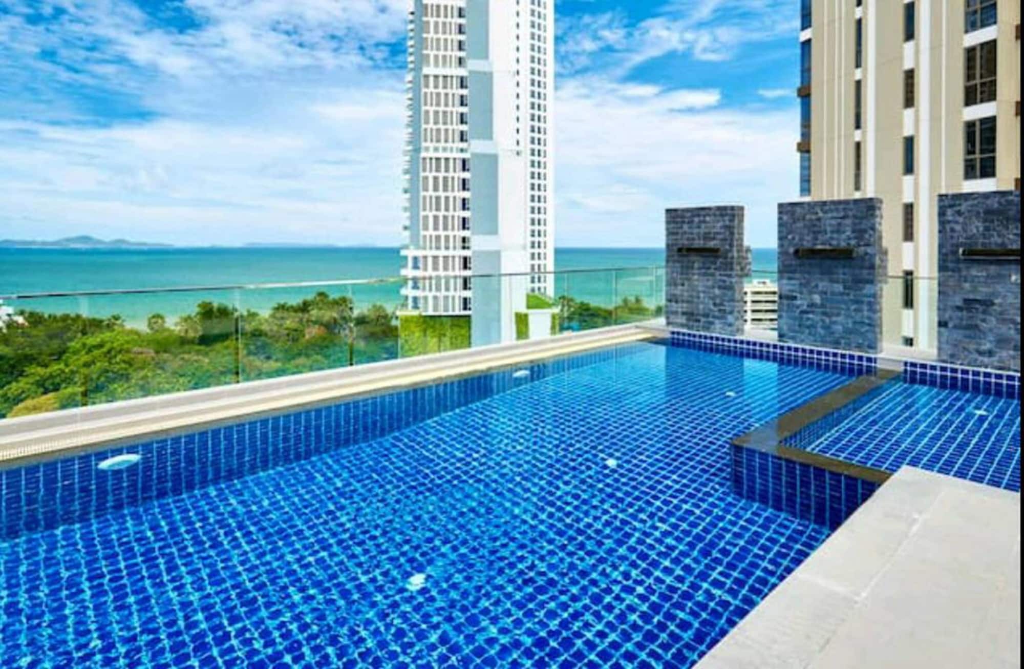 Serenity Pattaya Beach エクステリア 写真